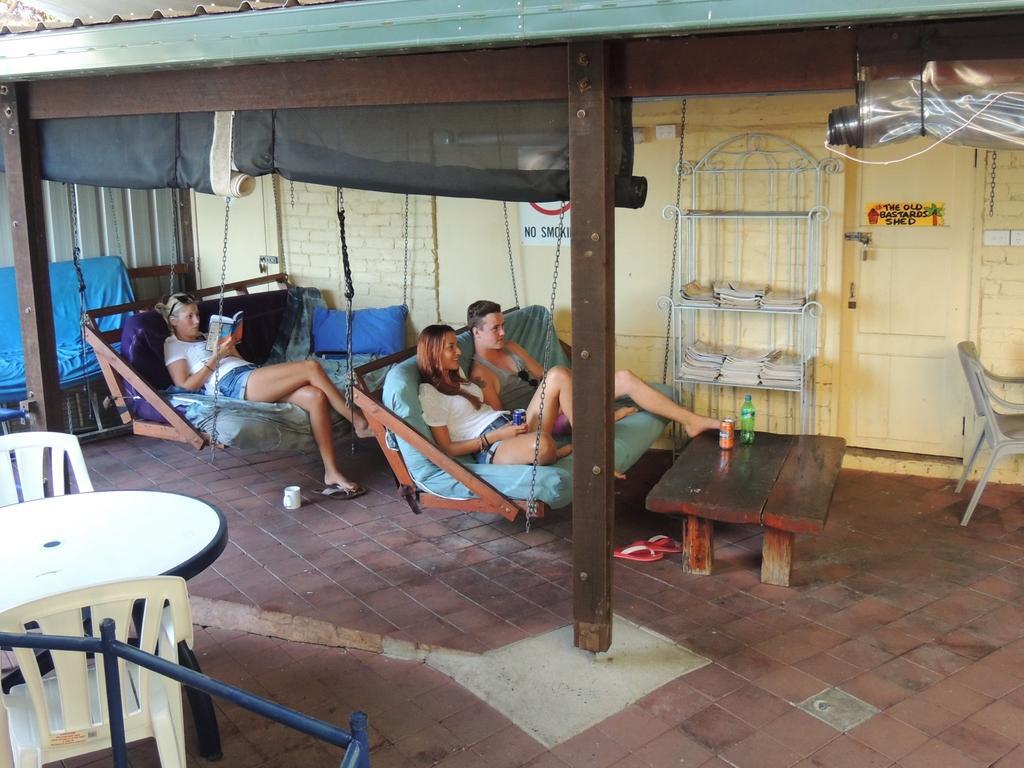 Reef Lodge Backpackers Townsville Eksteriør billede